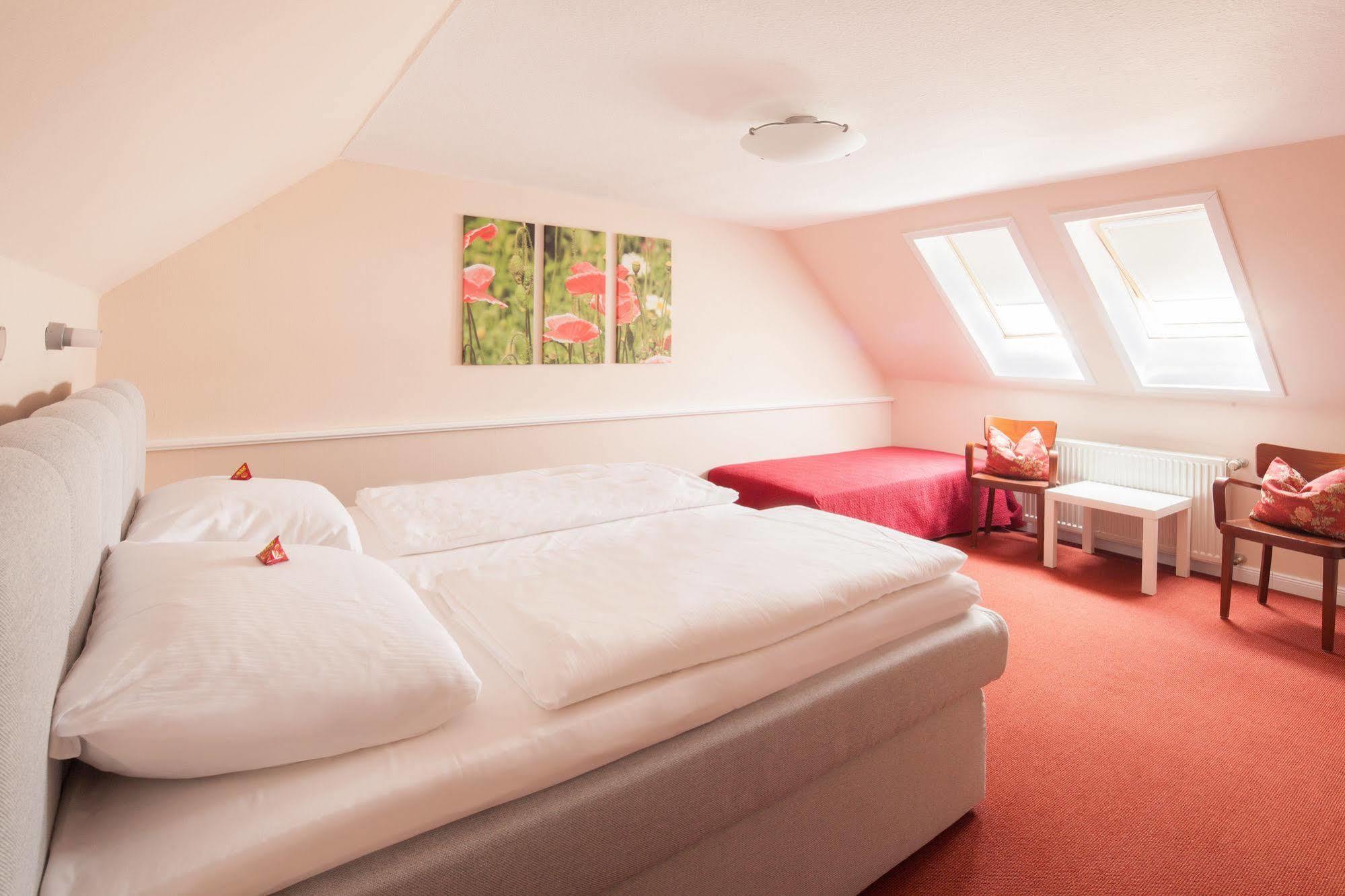 Schaefers Hotel, Self-Check-In, Cafe Und Baecker Am Hotel Vechta Eksteriør billede